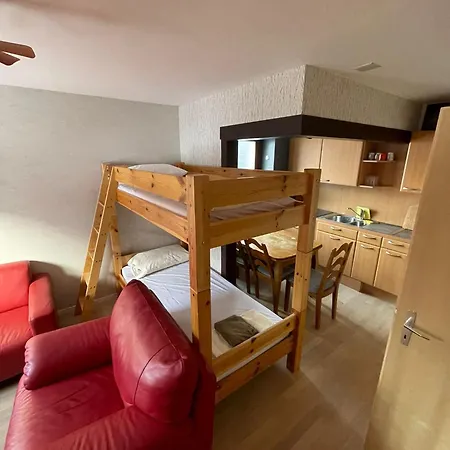 Les Nis Apartment Bourg-Saint-Pierre Room photo